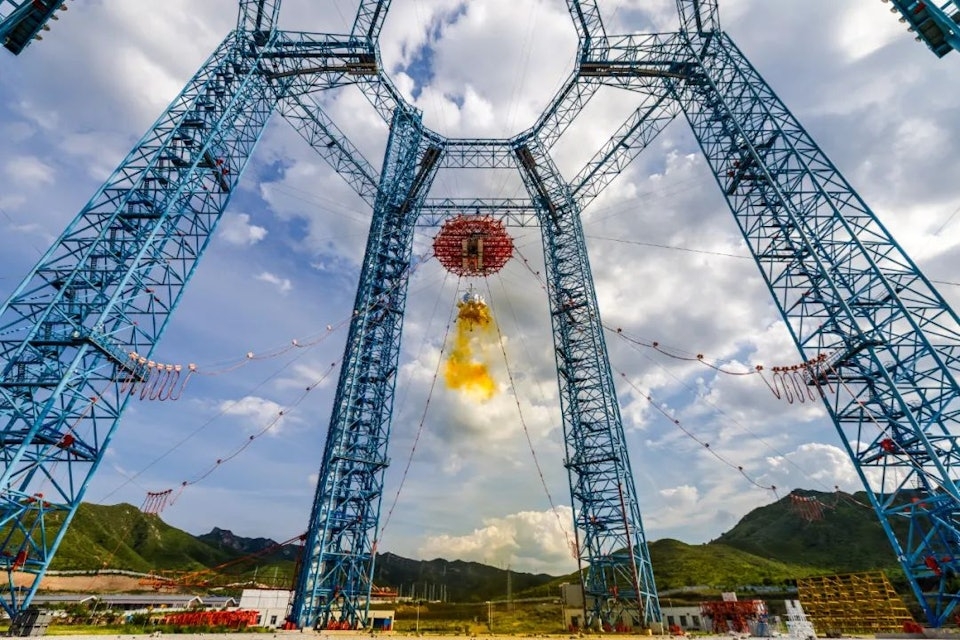 攬月月面著陸器著陸起飛綜合驗證試驗取得圓滿成功。 攬月月面著陸器著陸起飛綜合驗證試驗取得圓滿成功。