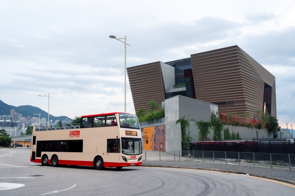 城巴及九巴營運共三組旅遊路線,整體乘客量上升超過1.5倍。陳美寶網誌 城巴及九巴營運共三組旅遊路線,整體乘客量上升超過1.5倍。陳美寶網誌