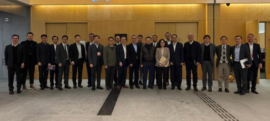 甯漢豪感謝建造業界在會面中提出的意見，並重申發展局會繼續與商會保持緊密溝通，攜手應對市場轉變。