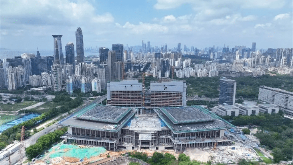 香蜜湖國際會議中心施工現場。華南理工大學建築設計研究院有限公司 香蜜湖國際會議中心施工現場。華南理工大學建築設計研究院有限公司