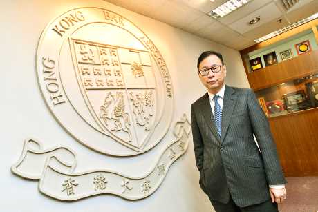 杜淦堃指，香港的金融及法治制度完善，憑着獨特優勢，為不少海內外企業提供國際法律及仲裁服務。　盧江球攝