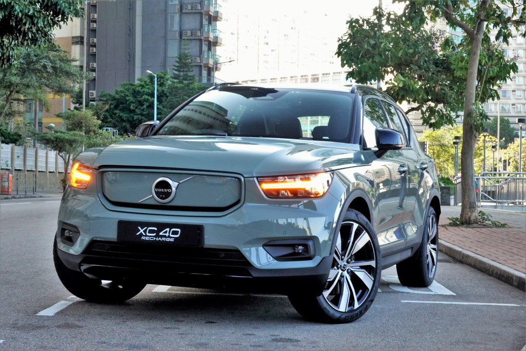 XC40 Recharge純電動版「一換一」售價$466,800起，測試車為P8 Pro高級版，額外配上20吋胎軨，「一換一」車價$519,800。