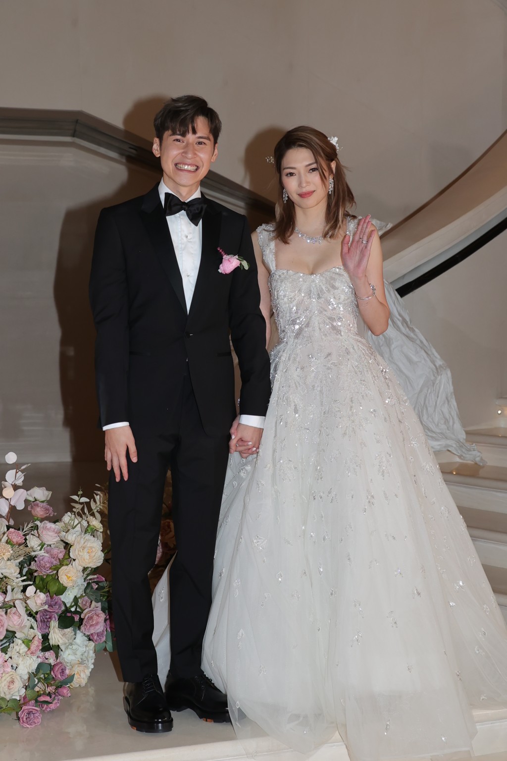 陈家乐4月24日成功娶得靓老婆。