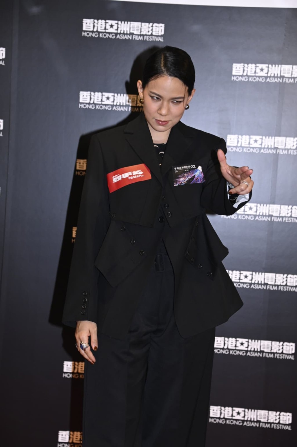 韋羅莎拍打戲要再等等。