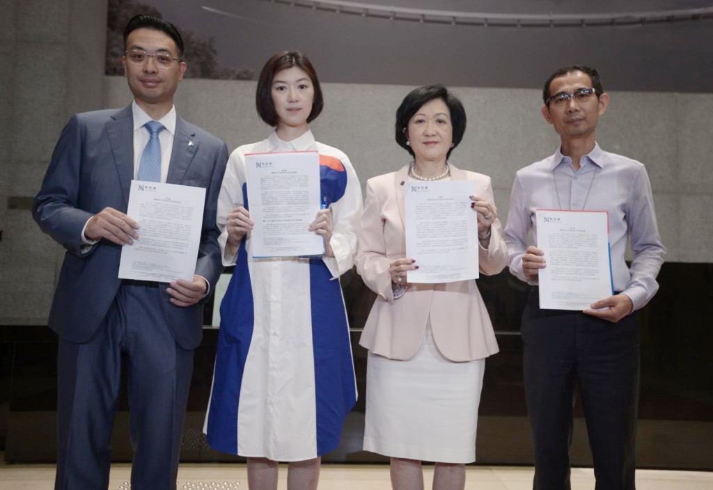 新民黨主動約見財政司司長陳茂波,就明年發表的《財政預算案》提出建議。