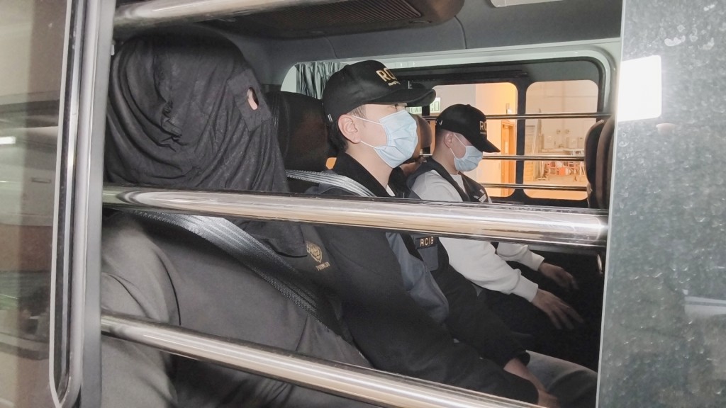 3名內地男子被海關拘捕。