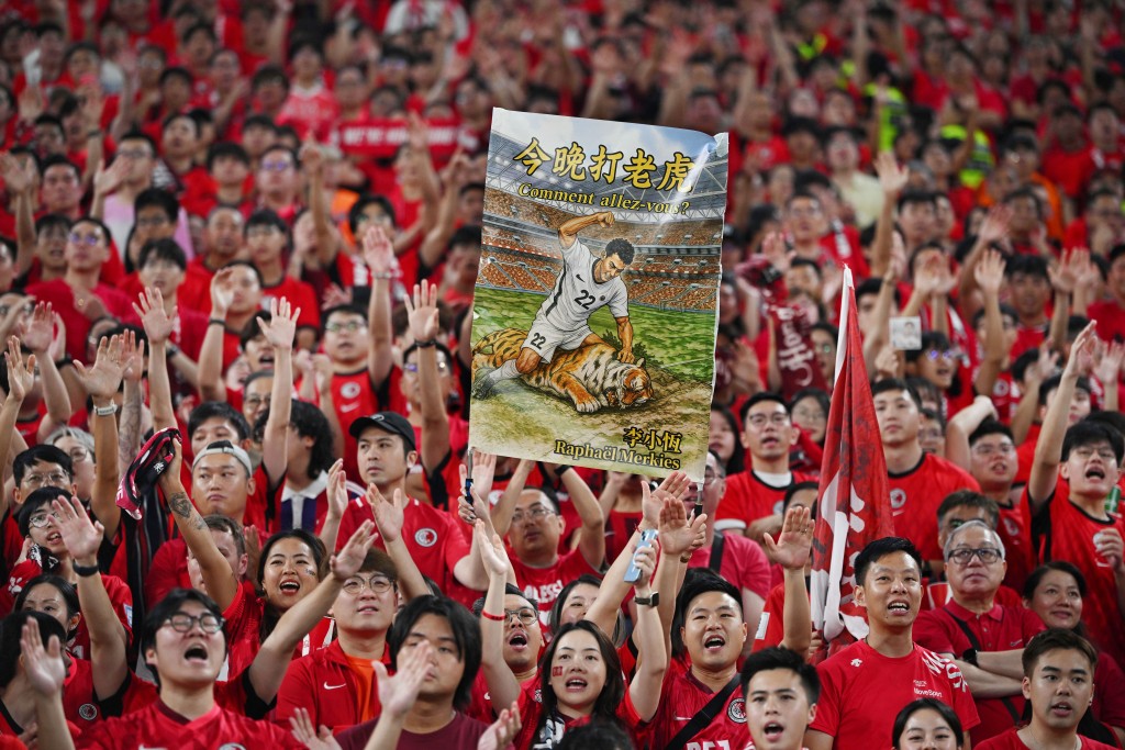 啟德一片紅海。 啟德一片紅海。