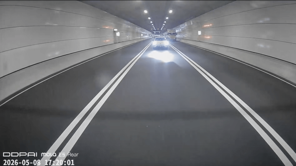 Facebook 車cam L（香港群組）影片截圖