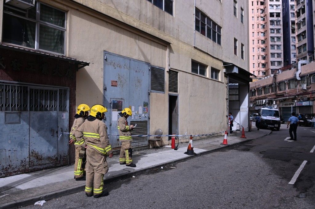 消防正調查電錶房爆炸原因。