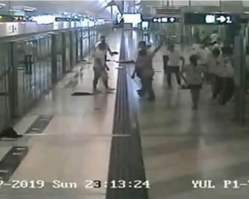 江永祥承認,鐵路警區控制中心可以即時看到港鐵閉路電視片段。港鐵片段截圖