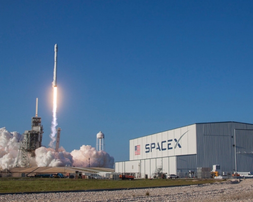 火箭的推進器曾於發射行動使用過一次。