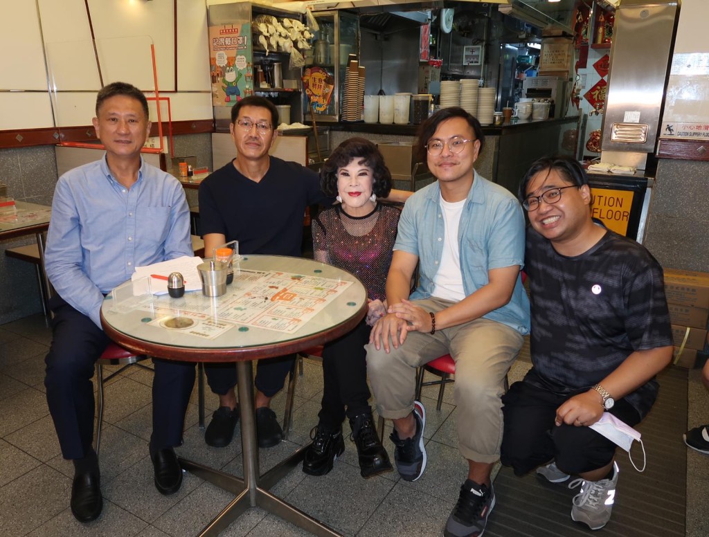 夏蕙姨拍微電影演老人癡呆症的老友記,佢話好開心同咁多人合作。