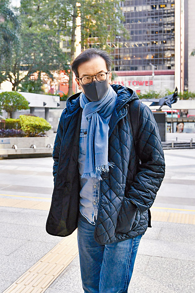 钟沛权昨继续作供。