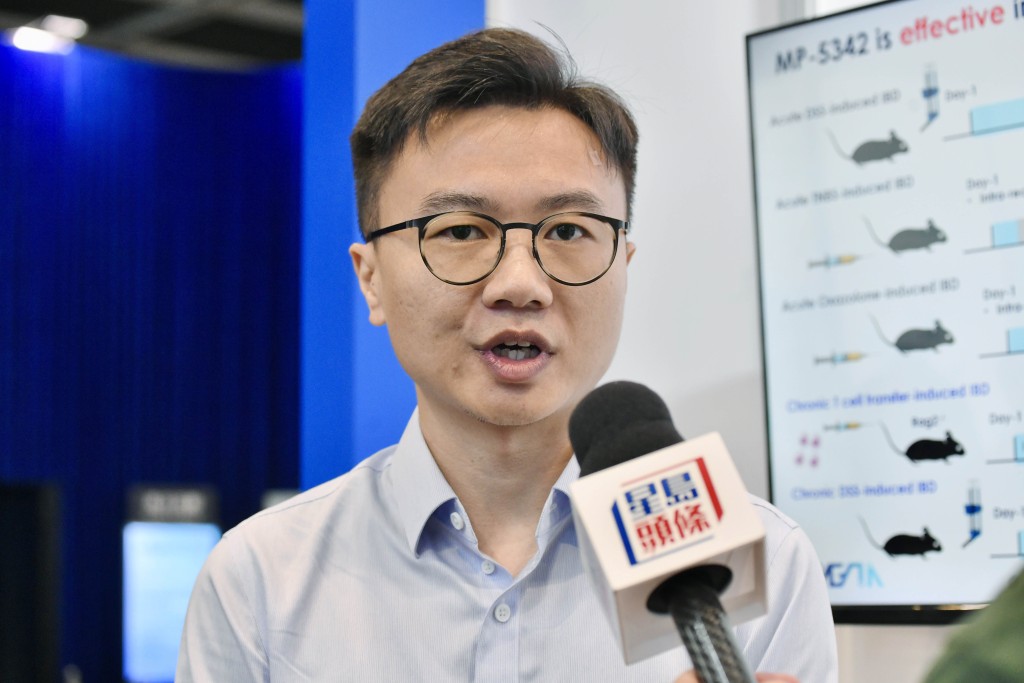 他提到,當初成立公司時,是看中香港及深圳的人才優勢,故分別於科學園及深圳設立公司。 他提到,當初成立公司時,是看中香港及深圳的人才優勢,故分別於科學園及深圳設立公司。