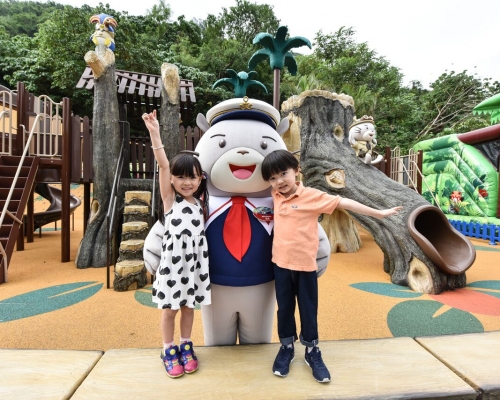 港人可為同行小童（3至11歲）換取當日的免費入場門票一張。海洋公園圖片