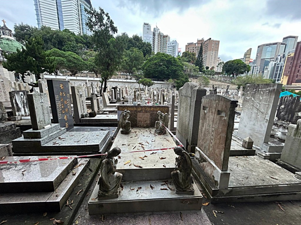 林黛長眠跑馬地天主教墳場。曾志恆攝 林黛長眠跑馬地天主教墳場。曾志恆攝