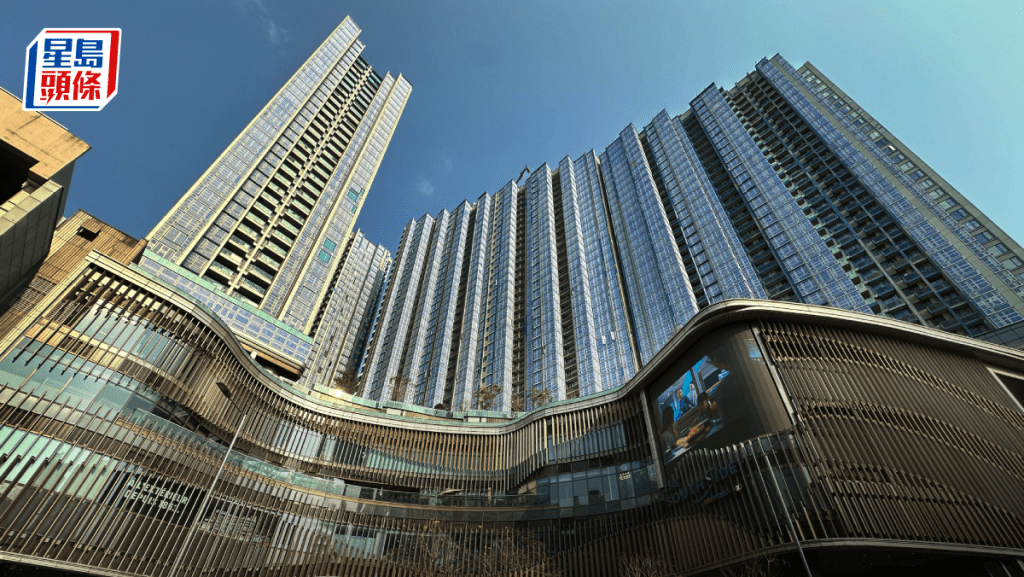 長實指「有興趣香港做多啲投資」 料樓價仍受拖累 自揭Blue Coast銷售錄虧損