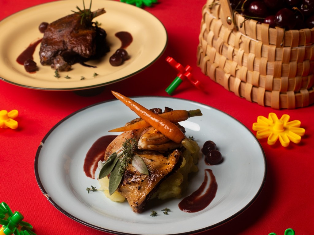 自選一款主菜，備有多款選擇。