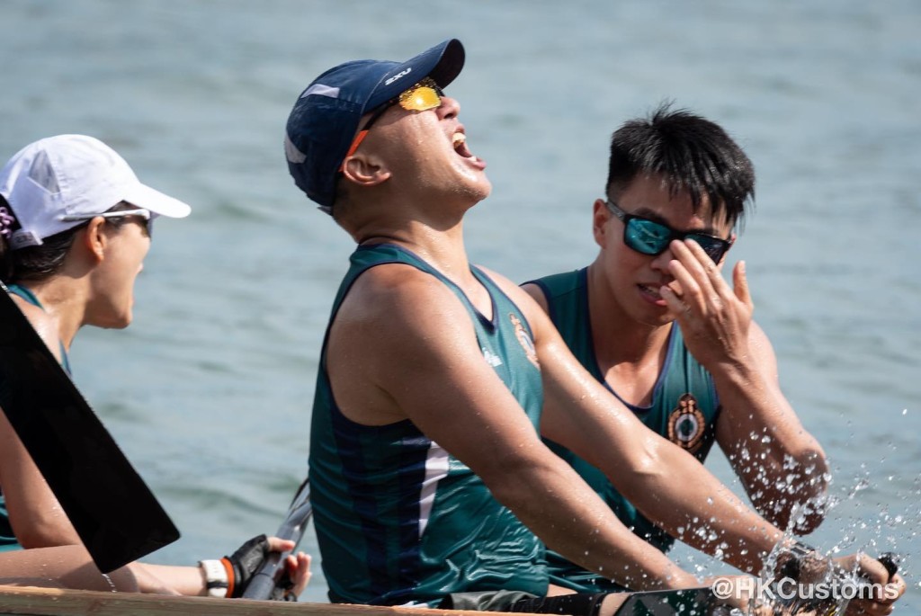 队员挥洒汗水。香港海关fb