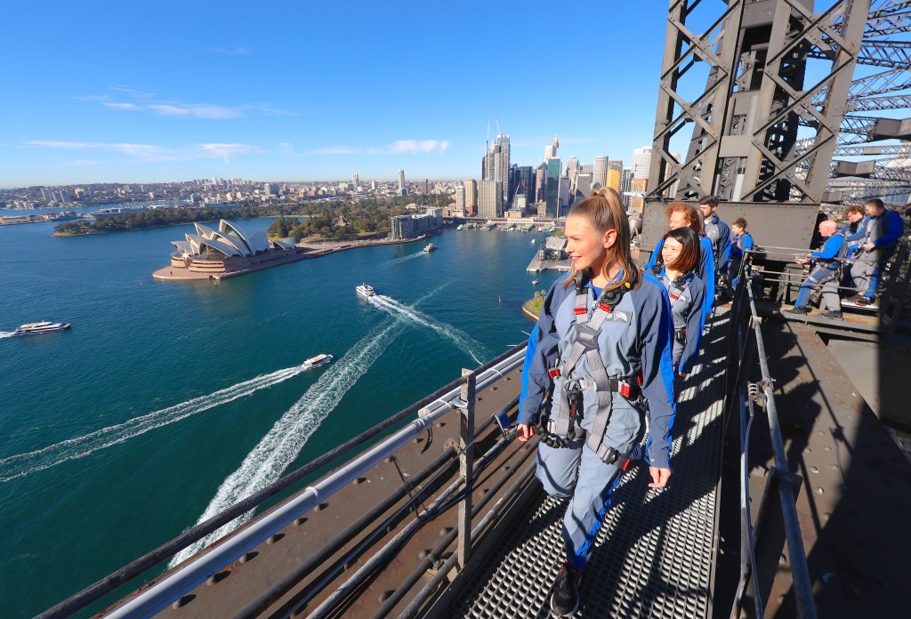 悉尼港灣大橋攀爬體驗。sydney harbour bridge climb 悉尼港灣大橋攀爬體驗。sydney harbour bridge climb