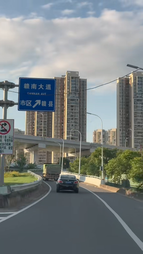張兆輝由深圳去廣西，要駕駛六小時。