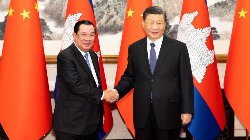 習近平曾會見柬埔寨首相洪森。新華社