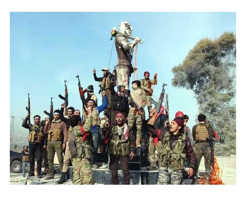 由安卡拉支持的敘利亞阿拉伯戰士和土耳其士兵。AP