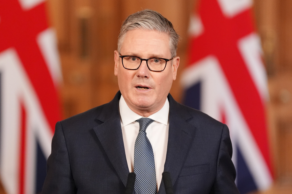 特朗普對英國首相施紀賢(Keir Starmer)一度拒借基地的行為表示強烈不滿。美聯社 特朗普對英國首相施紀賢(Keir Starmer)一度拒借基地的行為表示強烈不滿。美聯社