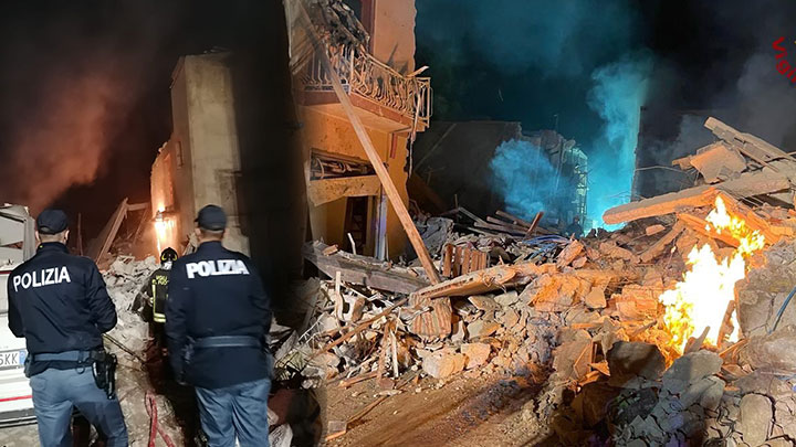 意大利西西里島發生氣體爆炸,有樓宇倒塌,事件中至少3死6人失蹤。網上圖片