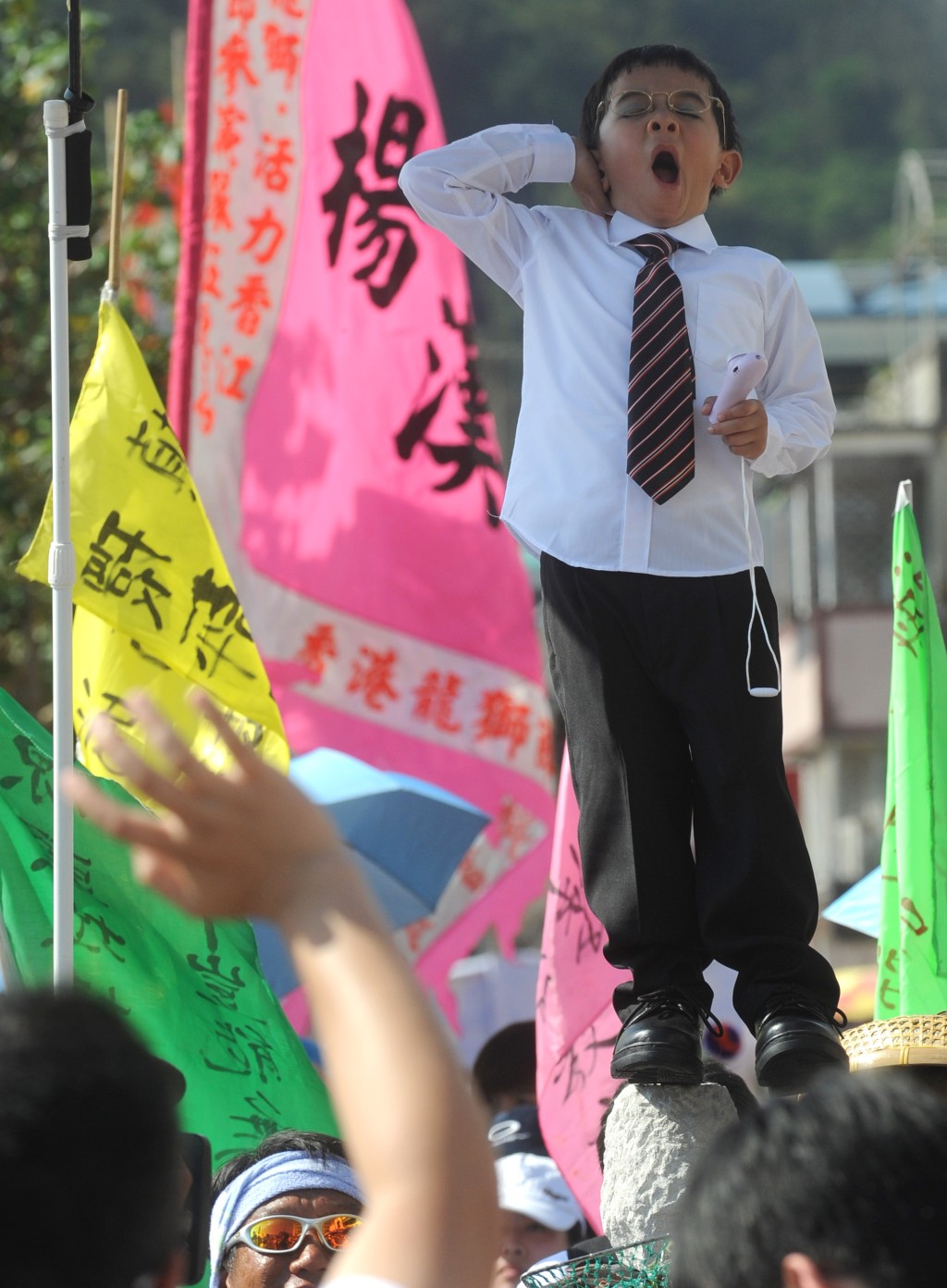 飄色打扮成新聞和政治人物等,諷刺時弊。資料圖片 飄色打扮成新聞和政治人物等,諷刺時弊。資料圖片