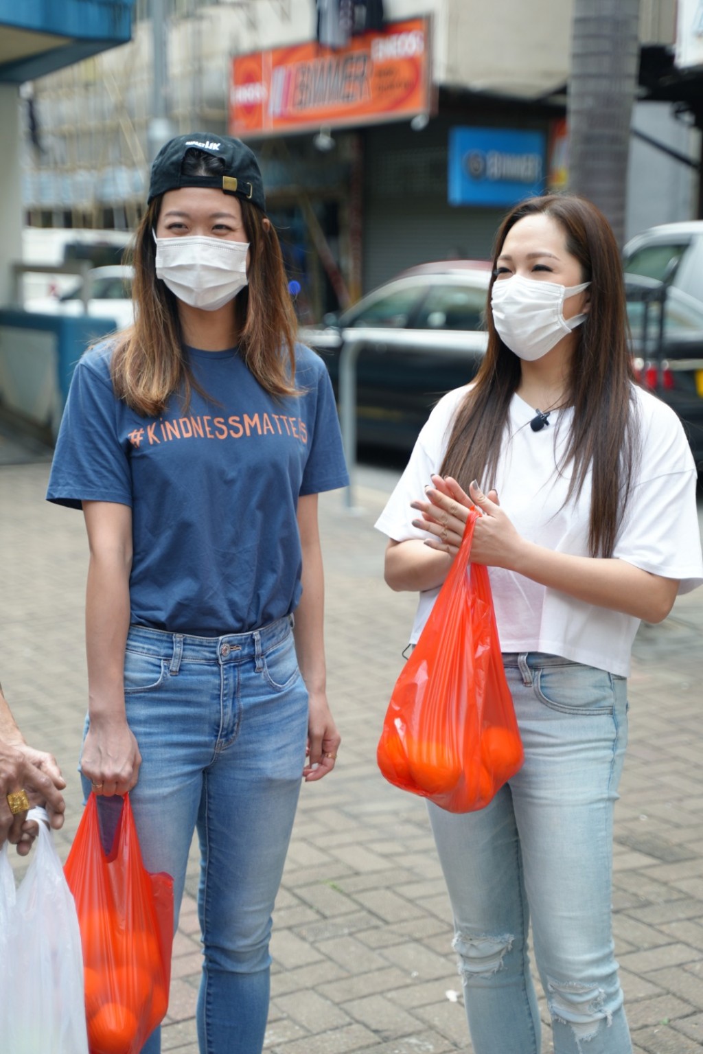 Janice盼大家都盡一切可能去伸出援手,幫助有需要人士。