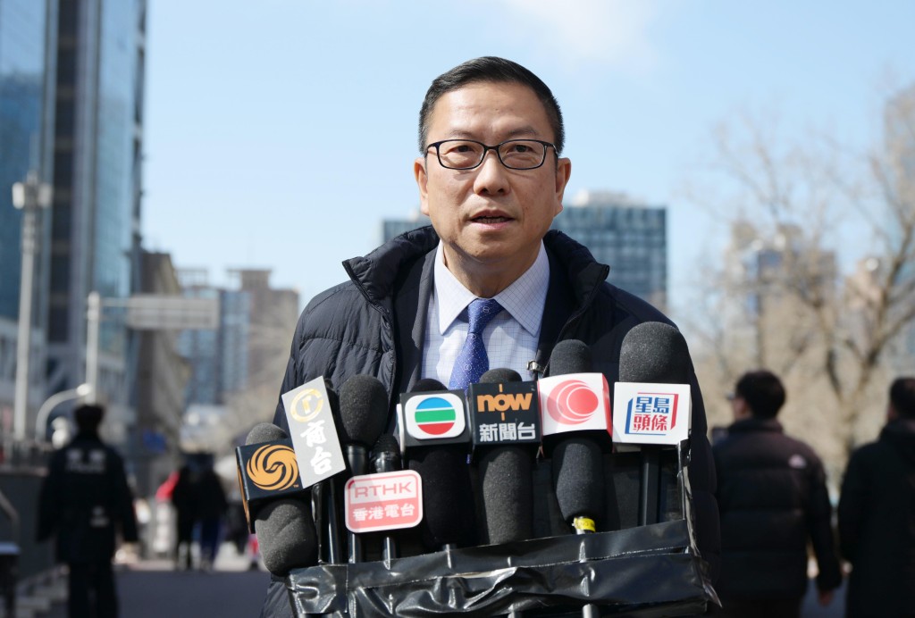 政府指全國政協常委施榮懷是傑出商界領袖。 政府指全國政協常委施榮懷是傑出商界領袖。