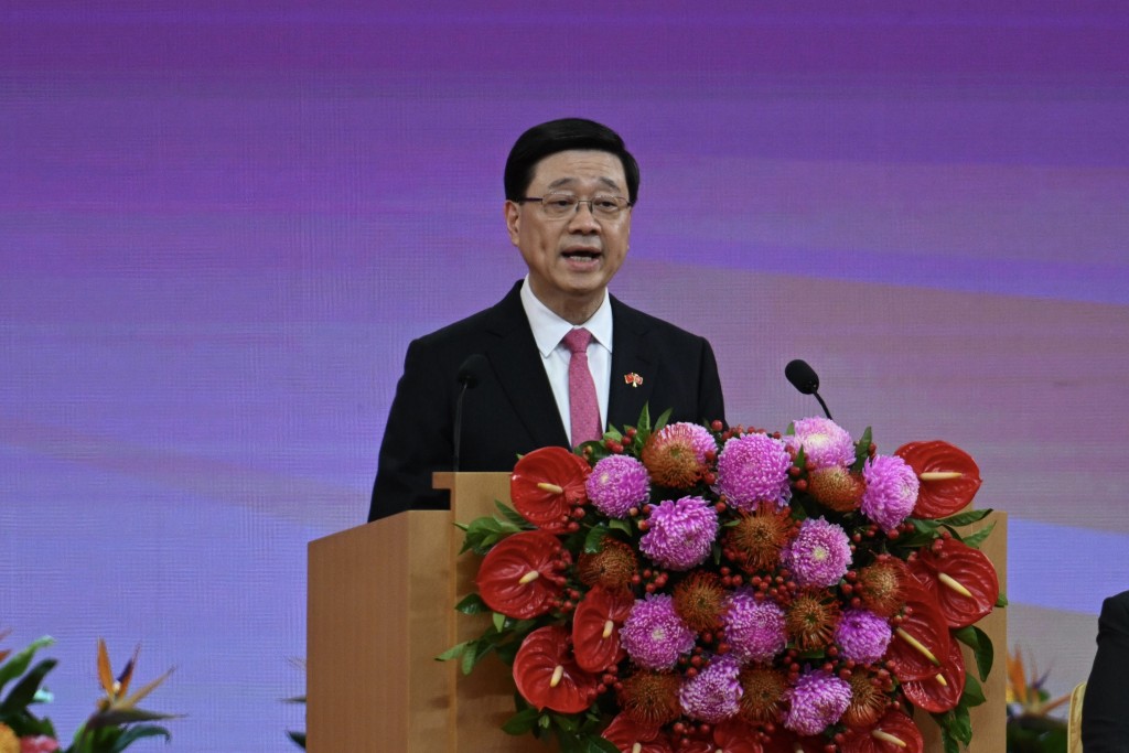 特首李家超。