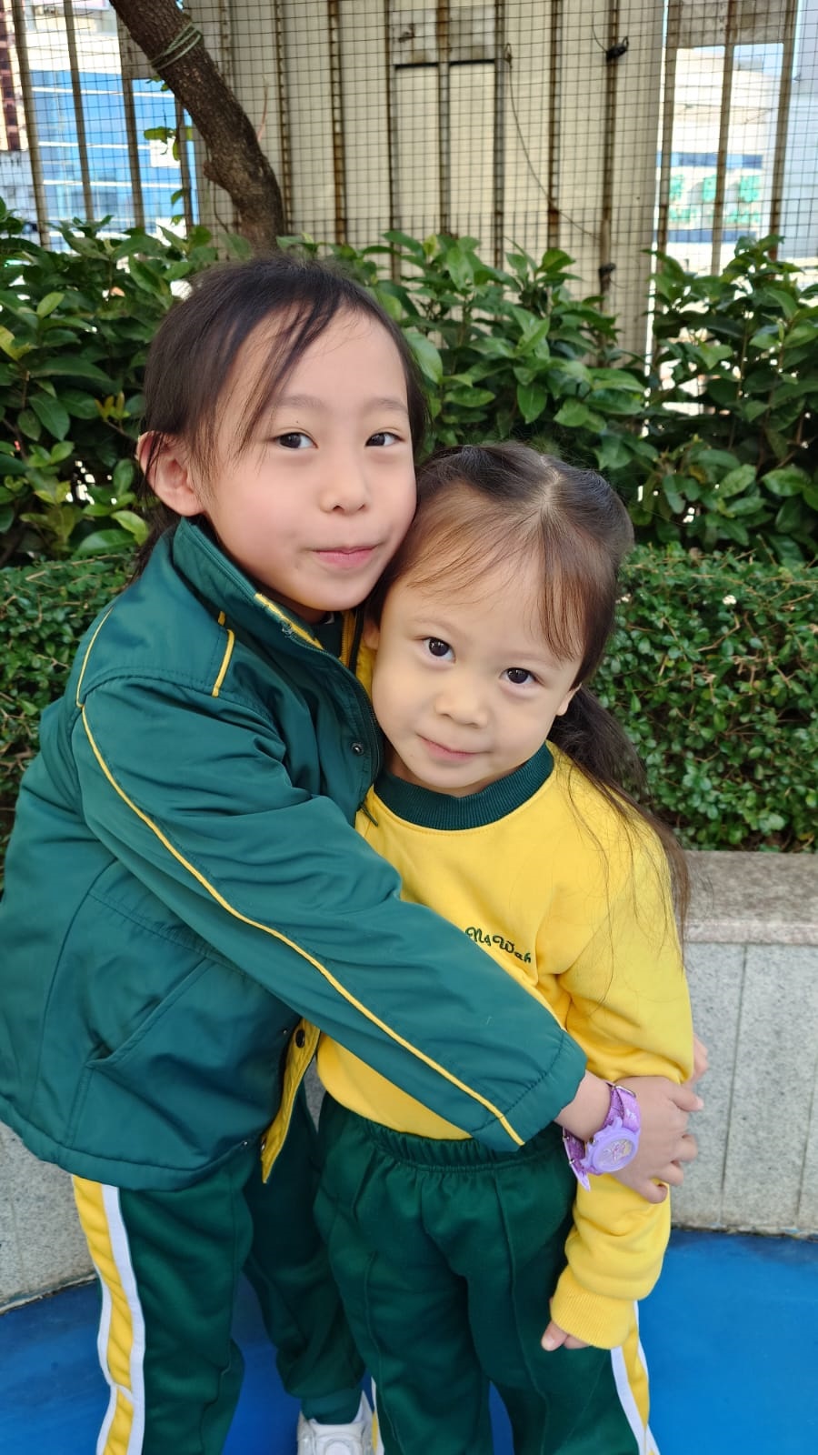 (左)樂瑤、(右)梓甯（圖片來源：受訪學校提供）