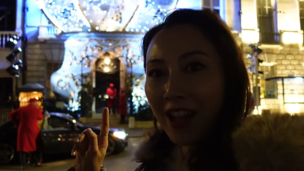 袁嘉敏參加「富豪派對」,最初表現雀躍。 袁嘉敏參加「富豪派對」,最初表現雀躍。