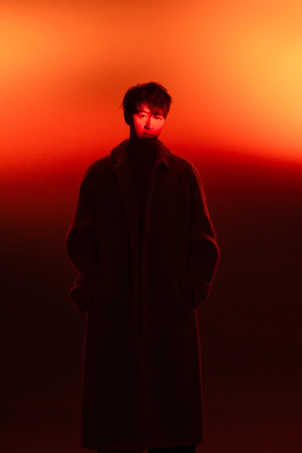 《FRAGMENTS OF MY MIND》 隨碟送筆，盼歌迷參與創作。