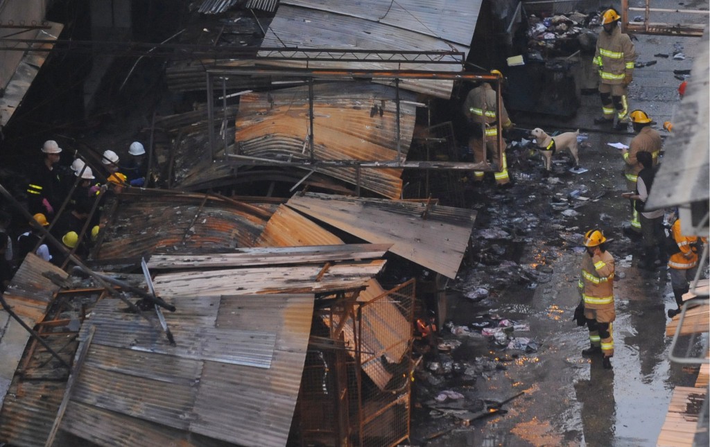 排檔大火更波及附近2座唐樓。資料圖片