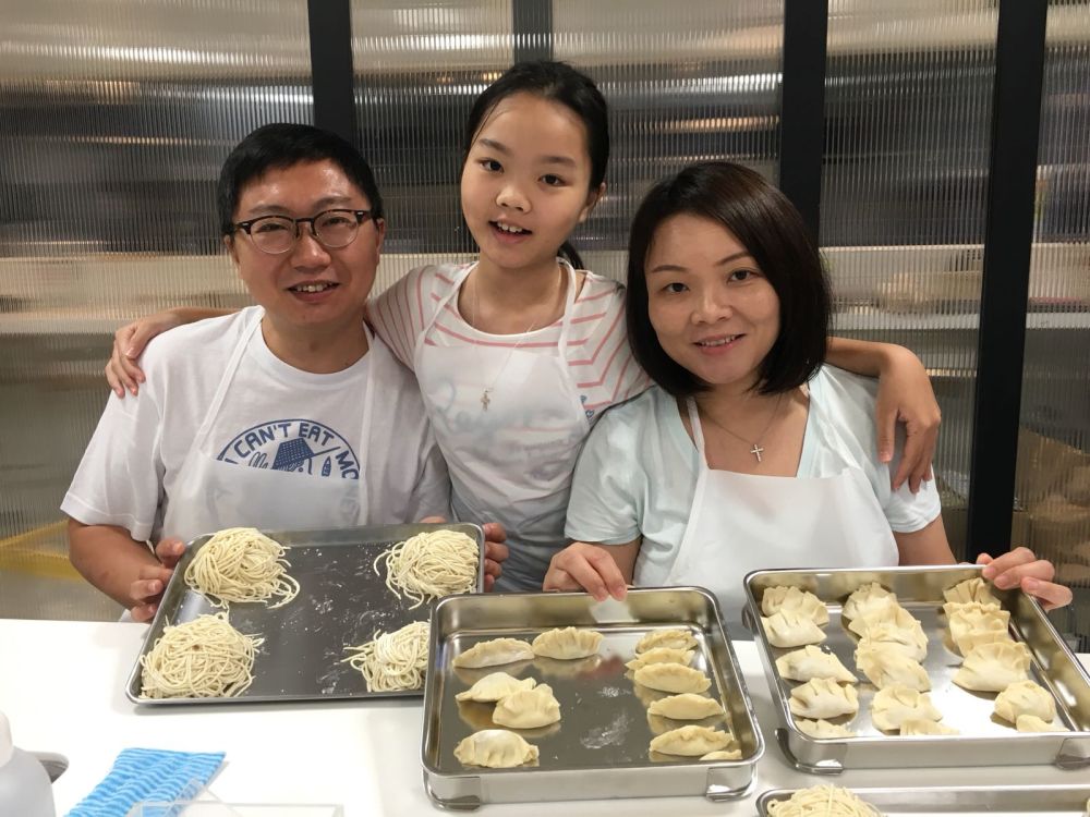 她會盡量把周末留給女兒。網誌圖片