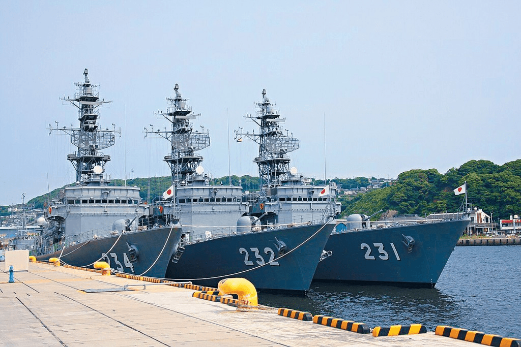 日本拟向菲方转让二手「阿武隈」级护卫舰。