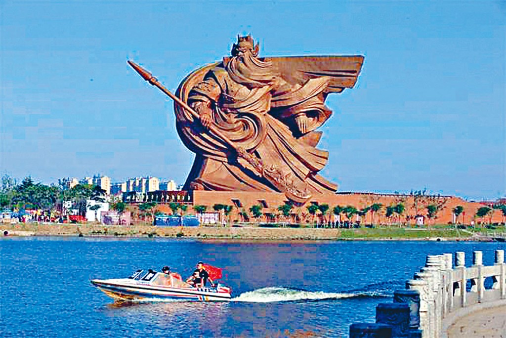 ■湖北關公像鎮守荊州。