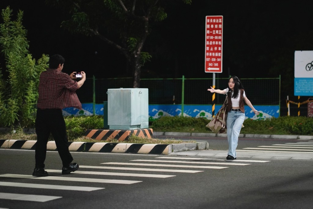 MV於台南街頭小巷取景。 MV於台南街頭小巷取景。