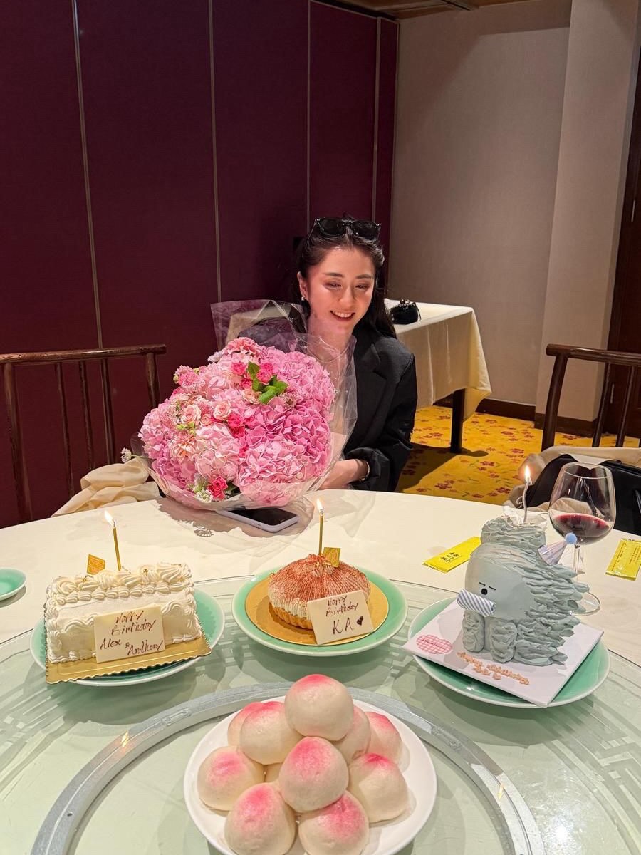 姜坤昨日為女兒慶祝生日。 姜坤昨日為女兒慶祝生日。