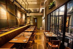 用餐環境充滿歐陸風情，坐得分外舒適。