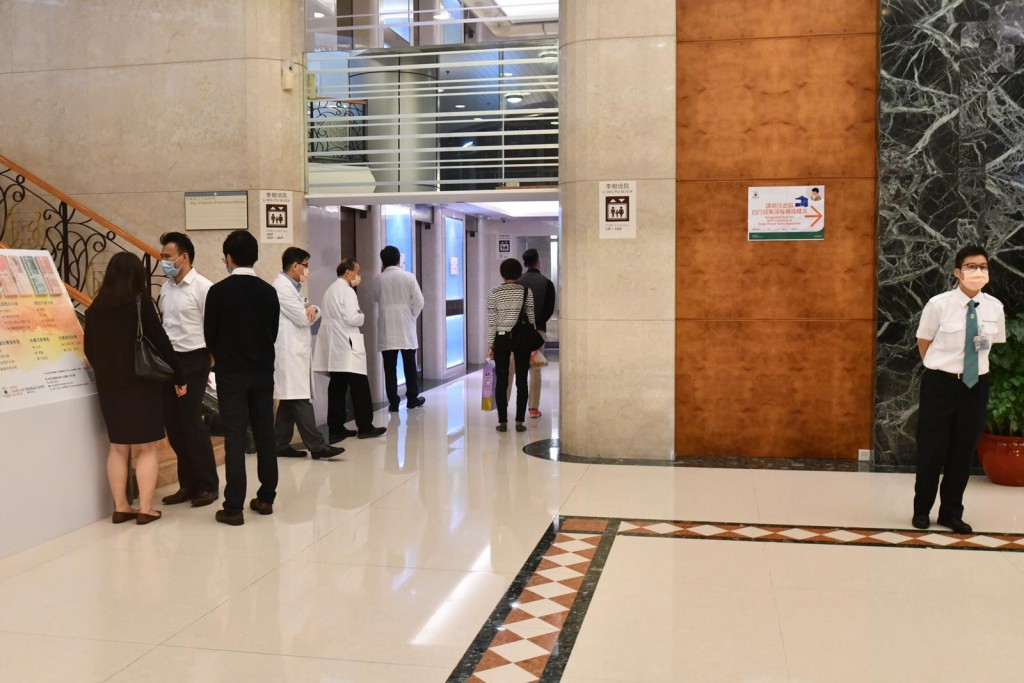 养和医院为3,200名员工检测。