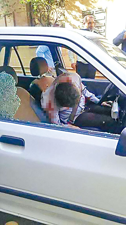 伊斯蘭革命衞隊上校霍代在汽車內中槍身亡。