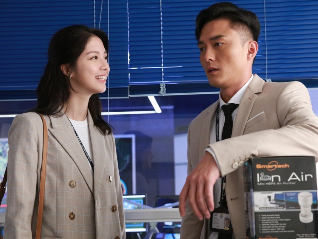 在《迷網》一劇中,陳曉華已擔演要角,極速上位。