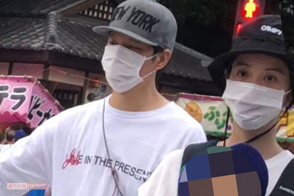 渡部建失業後經常陪老婆湊仔。