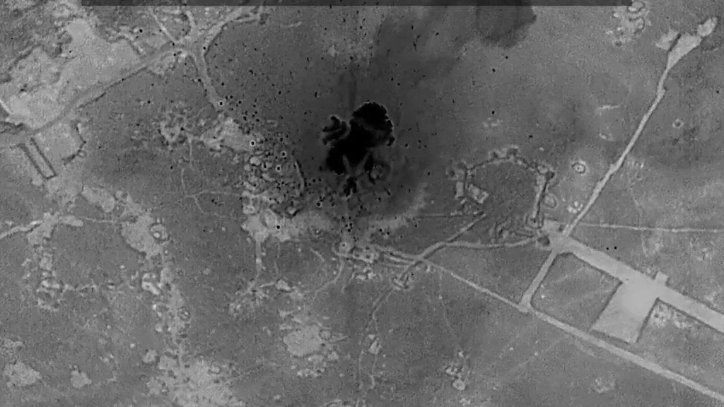 美軍大規模空襲敍利亞境內伊斯蘭國目標。US Central Command