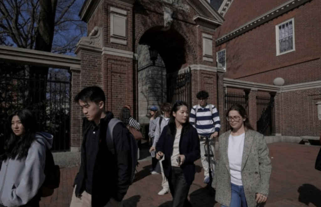 美國國務卿魯比奧表示,美國將開始吊銷中國學生簽證。路透社 美國國務卿魯比奧表示,美國將開始吊銷中國學生簽證。路透社