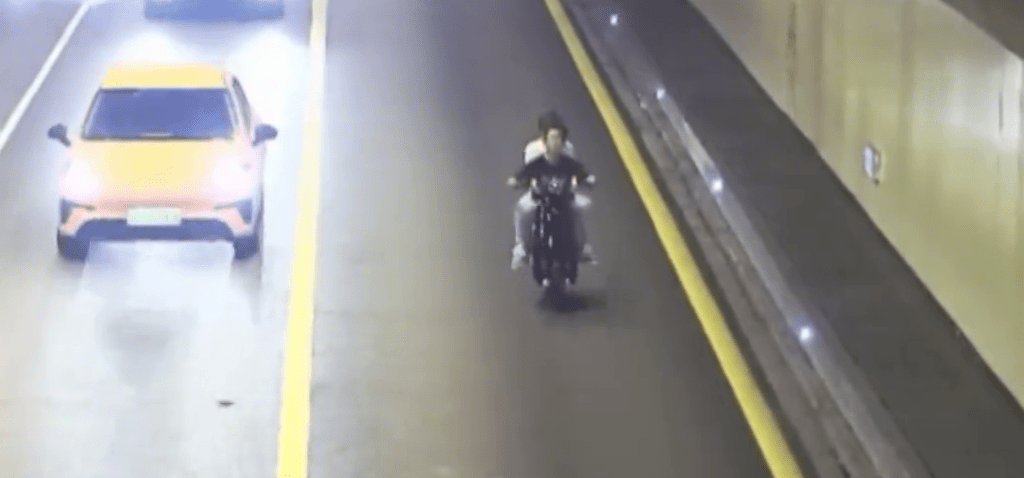深圳5男女午夜坂银隧道竞速被闭路电视拍下。